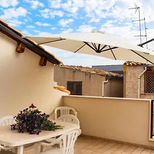 https://le-amiche.sicilyhotelsitaly.net