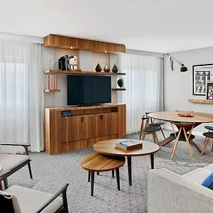**** Hotel Le Meridien Etoile Francja