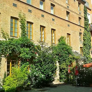 Fabrik Hotel Viena
