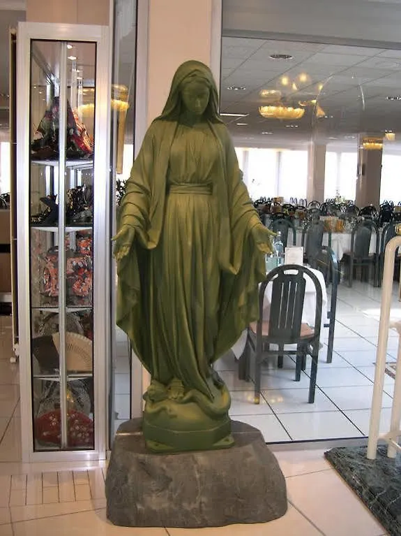 Hotel Christ Roi Lourdes Francia