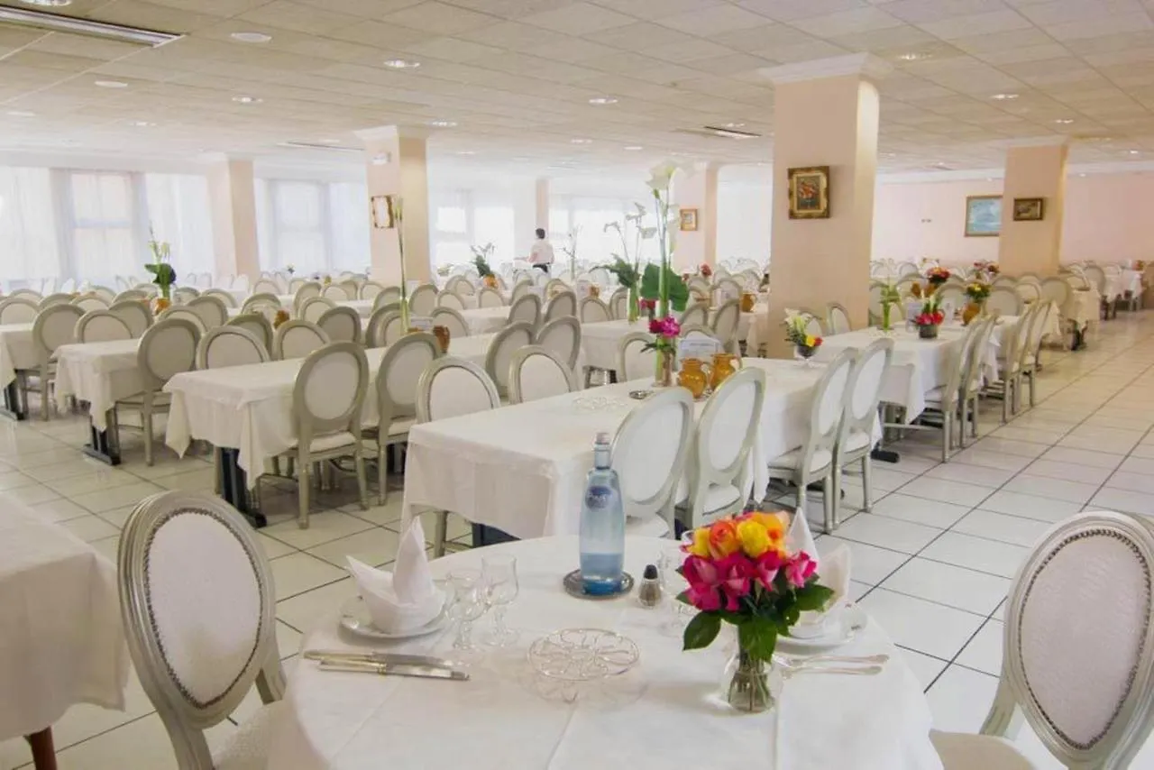****  Hotel Christ Roi Lourdes Francia